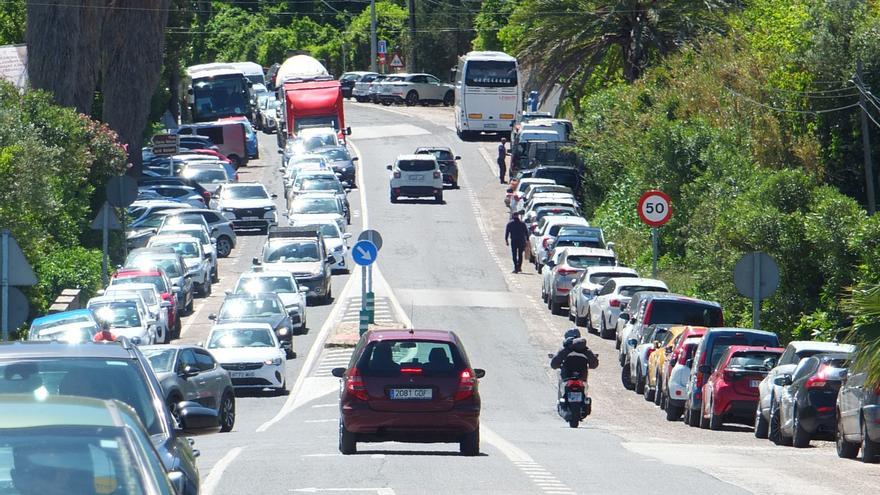 Sóller colapsado: El Ayuntamiento pide “filtros” en la carretera para acabar con la saturación de coches