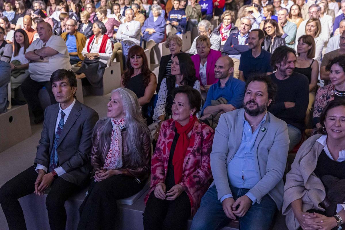EN IMÁGENES: Las premios "Princesa" María Pagés y Carmen Linares protagonizan la presentación del documental sobre flamenco en La Vega EN IMÁGENES: Las premios "Princesa" María Pagés y Carmen Linares protagonizan la presentación del documental sobre flamenco en La Vega