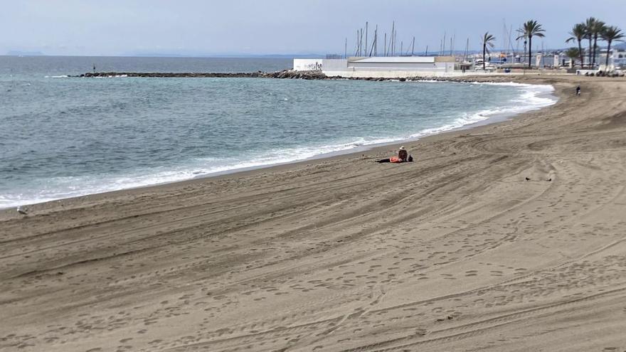 La playa La Venus, una de las ubicadas en el centro urbano de Marbella.