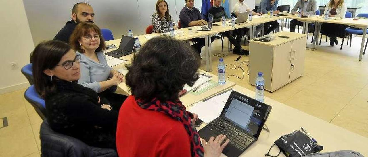 La primera reunión del proyecto, celebrada en mayo en El Entrego.