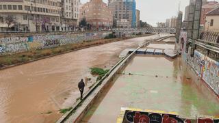 La calima seguirá en buena parte del país y diez CCAA tendrá riesgo por oleaje, viento y lluvias