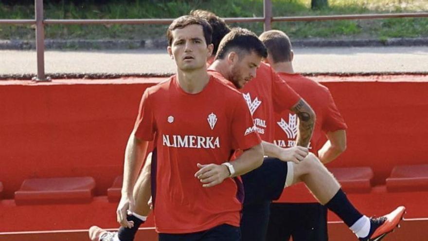¿El motivo de la plaga de lesiones? Guillamón, medio del Sporting, responde: "Es porque estamos trabajando..."