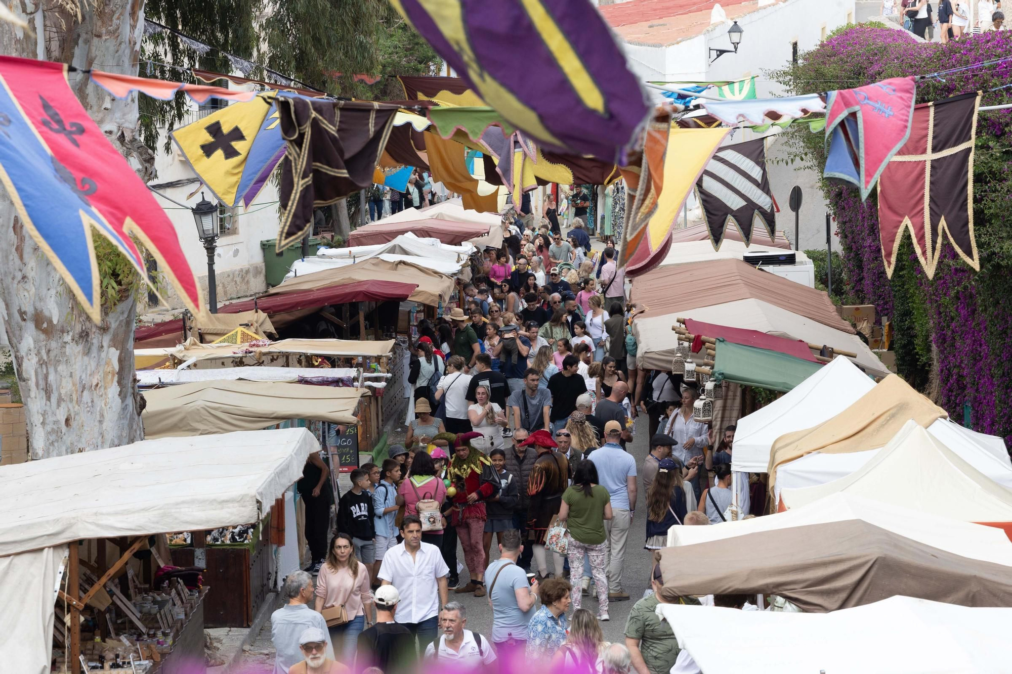 Los best sellers de la Ibiza Medieval: Ni justas ni juglares, aquí reinan los paladares