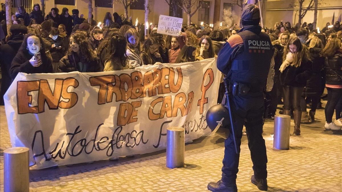 zentauroepp51445696 manresa 15 12 2019 sociedad manifestaci n contra la manda de191219183701