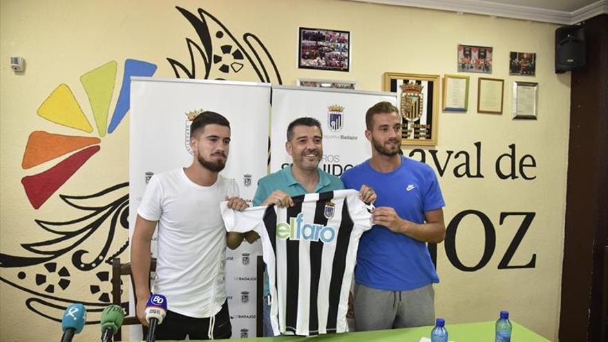 Eloy Jiménez, Manu Torres y Sergio Martín se unen a la plantilla del Badajoz