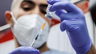 Adiós a los vacunódromos: Catalunya vacunará de la cuarta dosis a toda la población en los CAP a partir del lunes