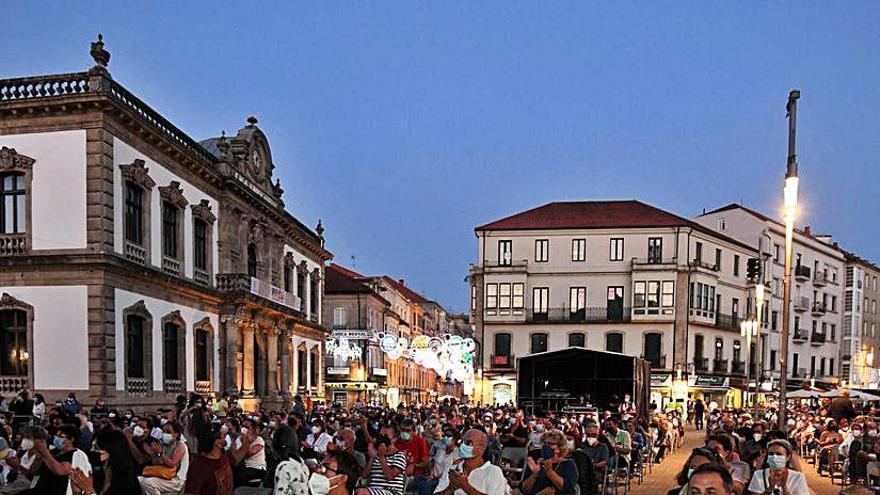 Público asistente al concierto de Juan Perro. |   // GUSTAVO SANTOS