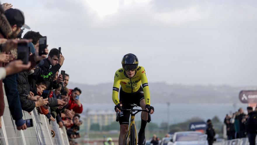 El viento no puede en A Coruña con el mejor ciclismo