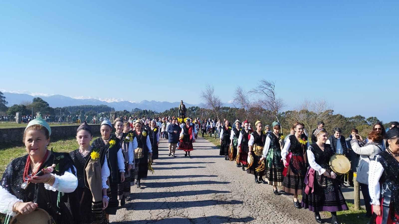 Pimiango celebra las fiestas de Santu Medé