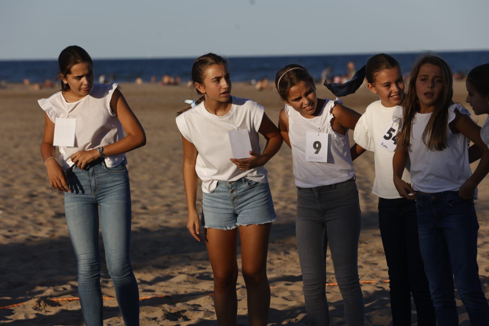 La fiesta playera de las candidatas a Fallera Mayor Infantil de València 2024