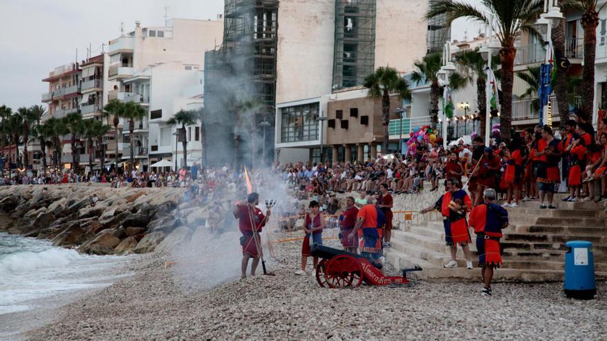 Los Moros y Cristianos de Xàbia se visten de gala