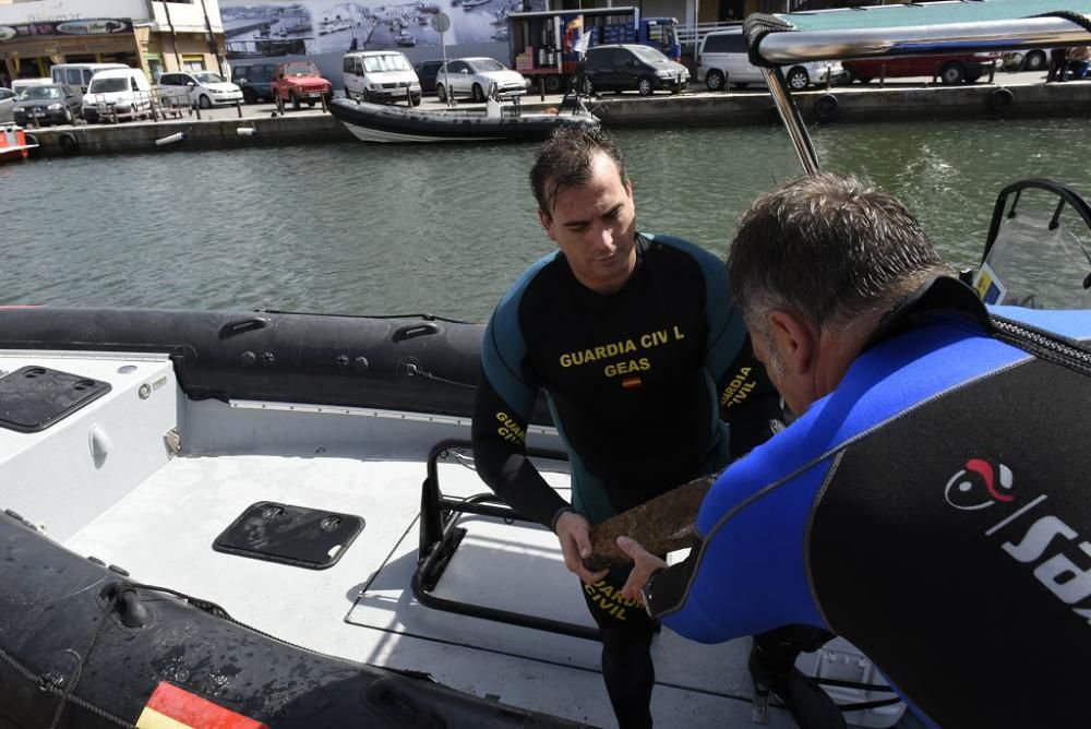 Recuperan parte de un ancla romana en aguas de Cab