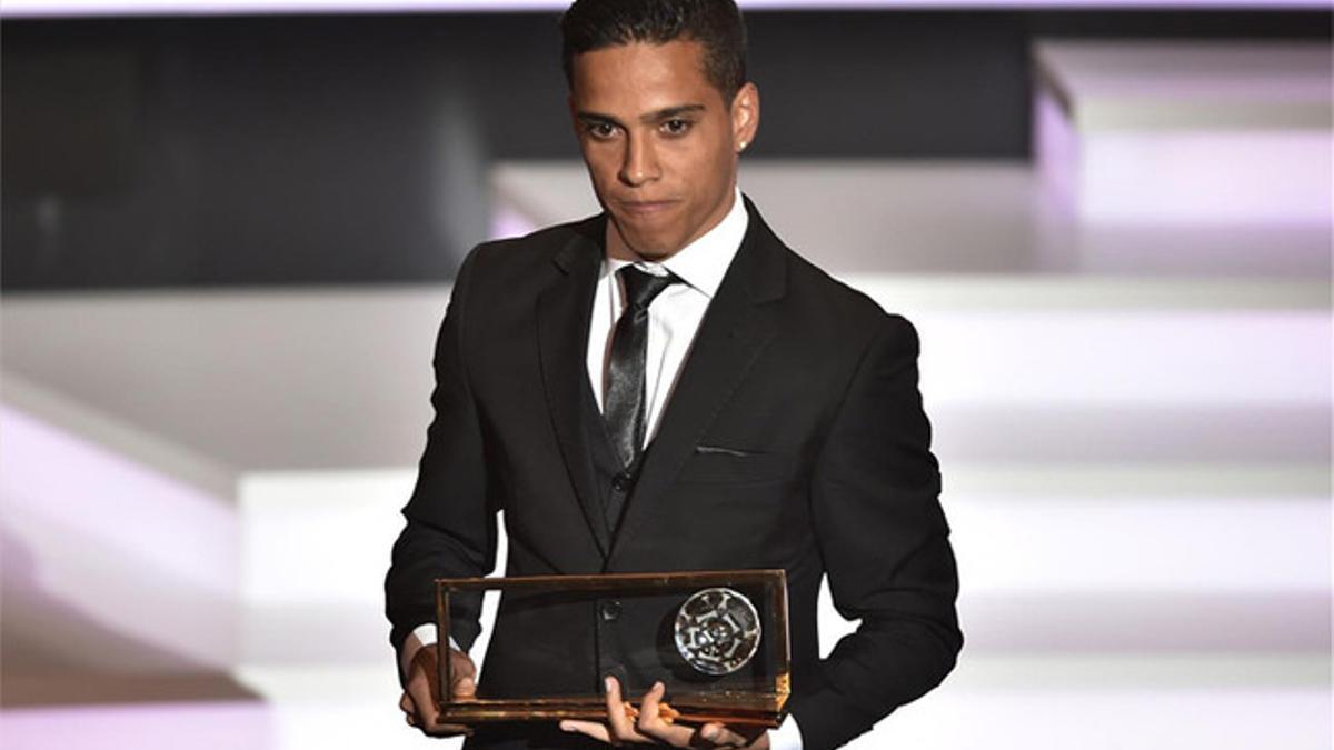 Wendell Lira ganó el Premio Puskas 2015