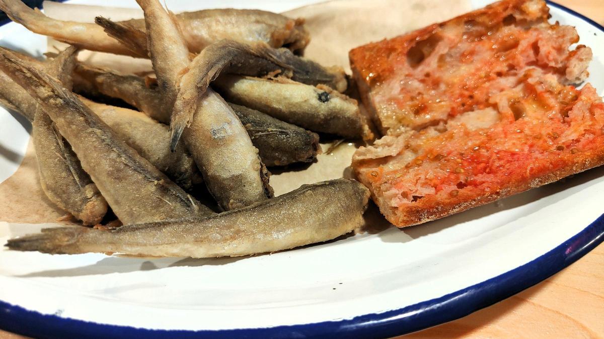 'Llucets' rebozados del restaurante Sardineta.