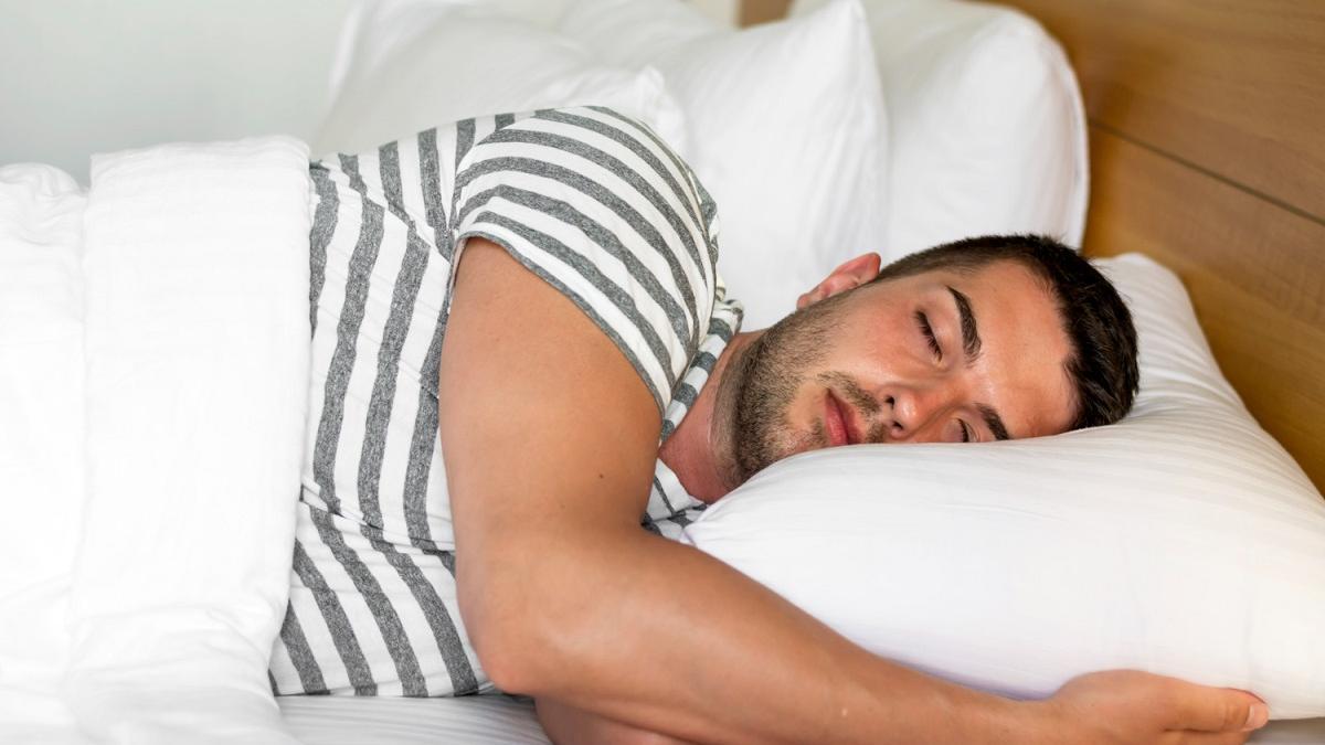 Está demostrado que la aromaterapia con lavanda ayuda a conciliar el sueño
