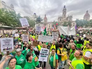 Los docentes exhiben su fuerza antes de volver a negociar con la conselleria
