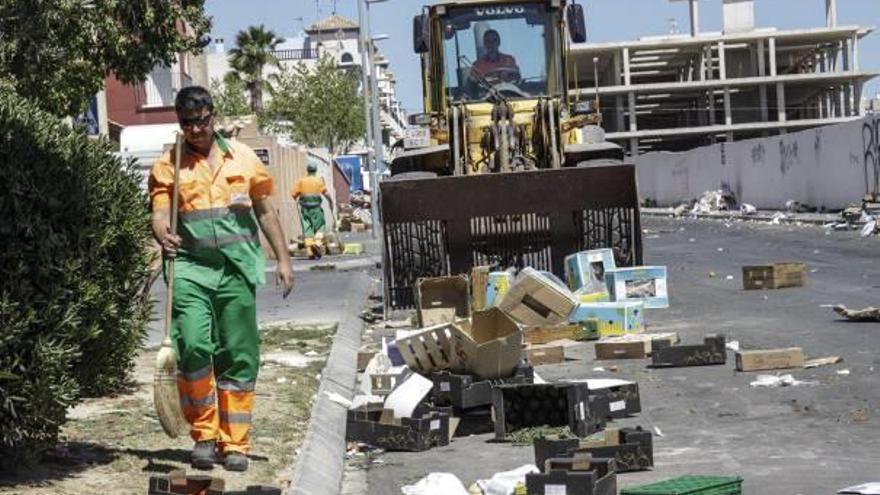 Torrevieja municipalizará la basura al estar ya fuera de plazo para contratar