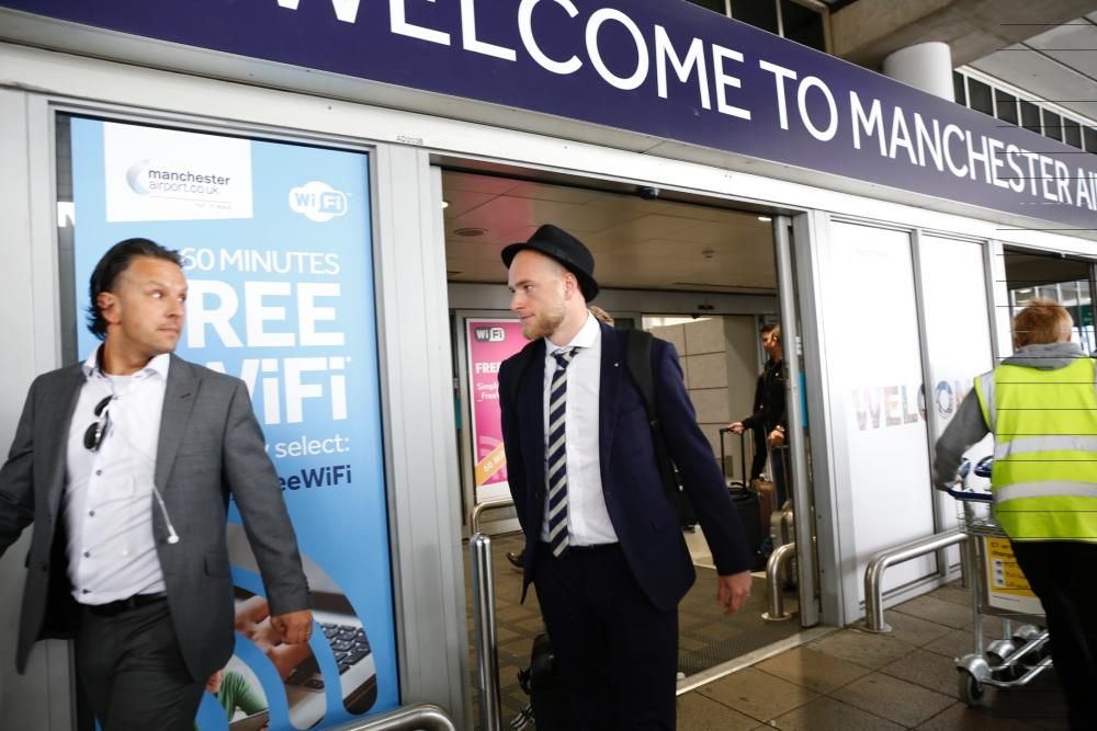 Llegada del Celta al aeropuerto de Manchester