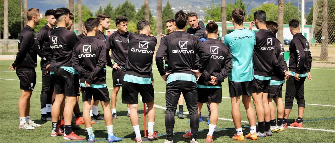 Entrenamiento del filial del Córdoba CF en la Ciudad Deportiva.