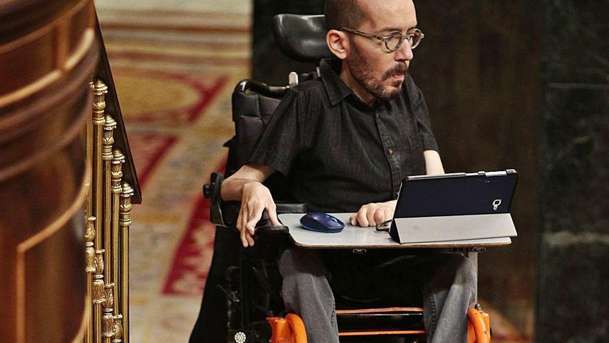 Echenique va afirmar que si la trama quedés demostrada el PP podria ser il·legalitzat.