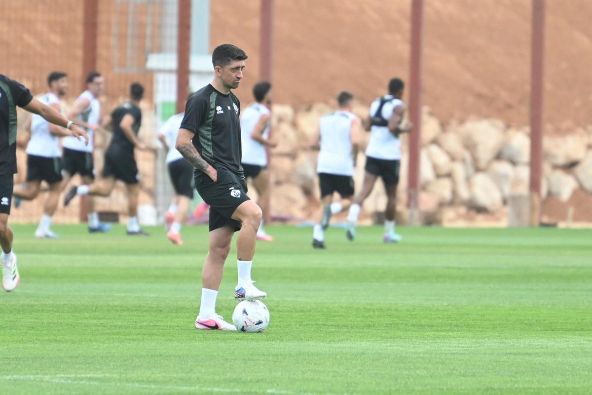 Pablo Hernández, durante un entrenamiento del CD Castellón de la presente pretemporada.
