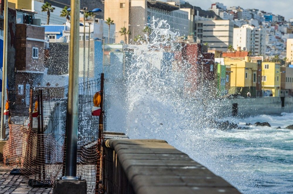 Oleaje en Las Canteras