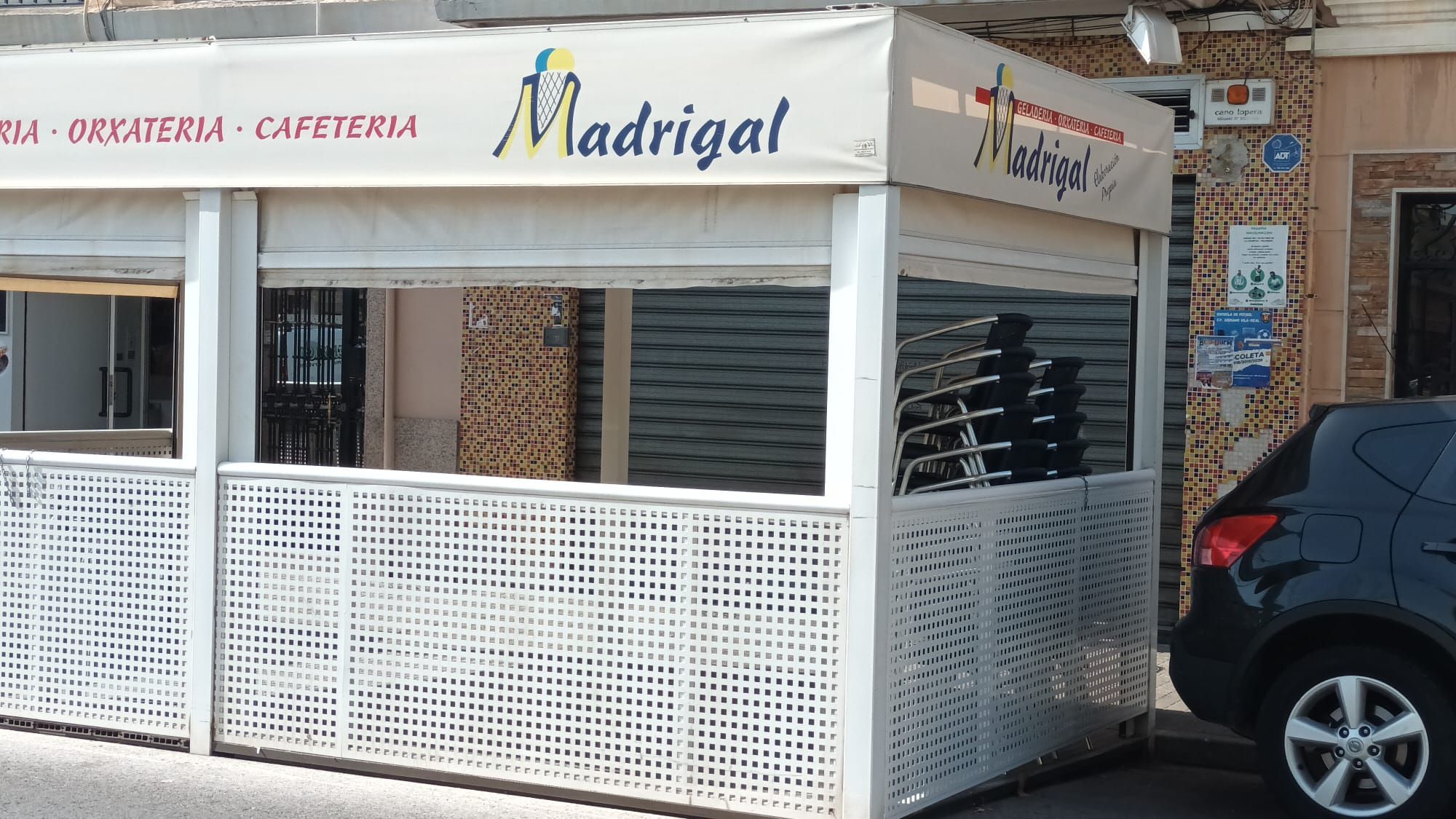 Ambiente matinal en el Estadio de la Cerámica en la previa del Villarreal-Olympique