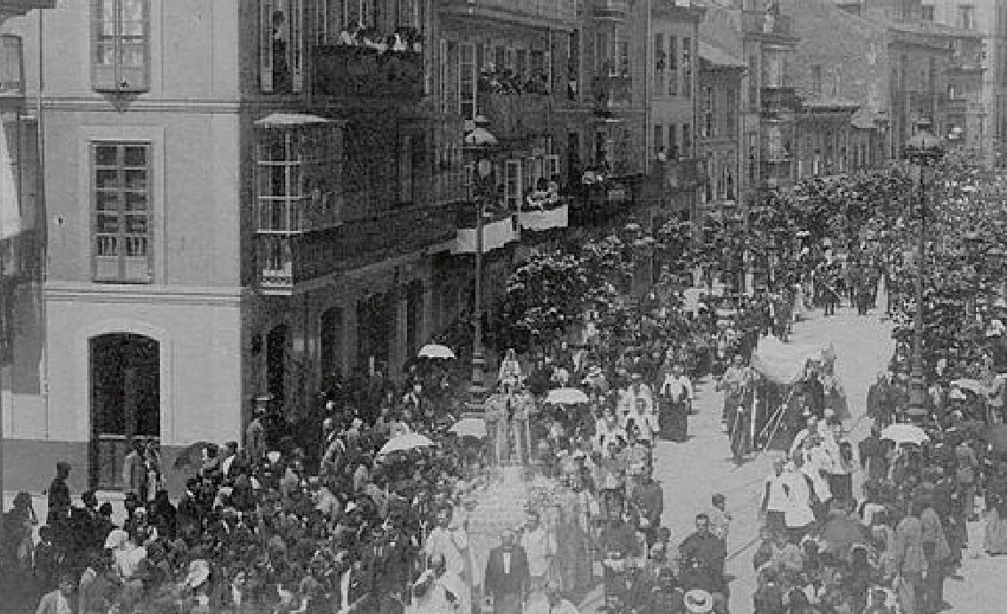 Ocho imágenes del Corpus Christi en Gijón