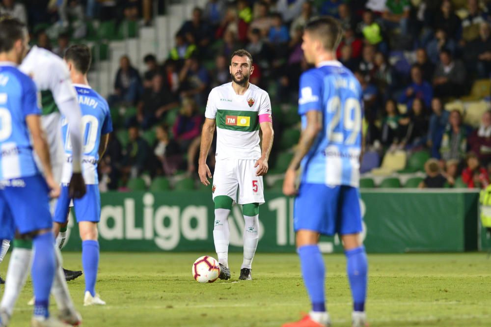 La victoria del Elche ante el Málaga en imágenes