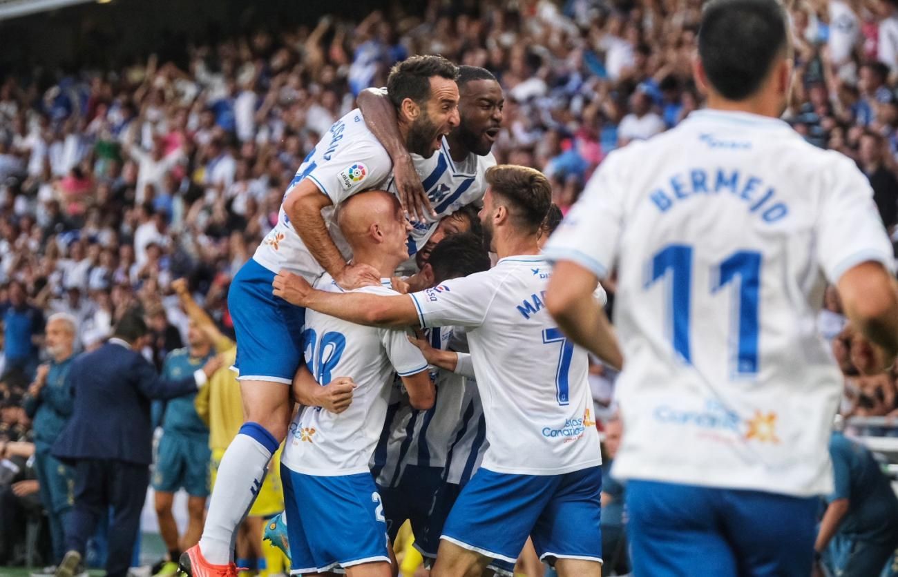 CD Tenerife-UD Las Palmas partido de ascenso a Primera División