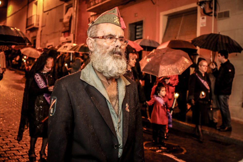 Procesión del Silencio de Alcoy pasada por agua.