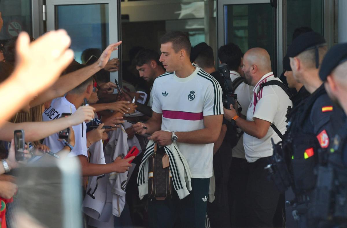 El Real Madrid llega a A Coruña para jugar esta noche el Teresa Herrera ante el Deportivo