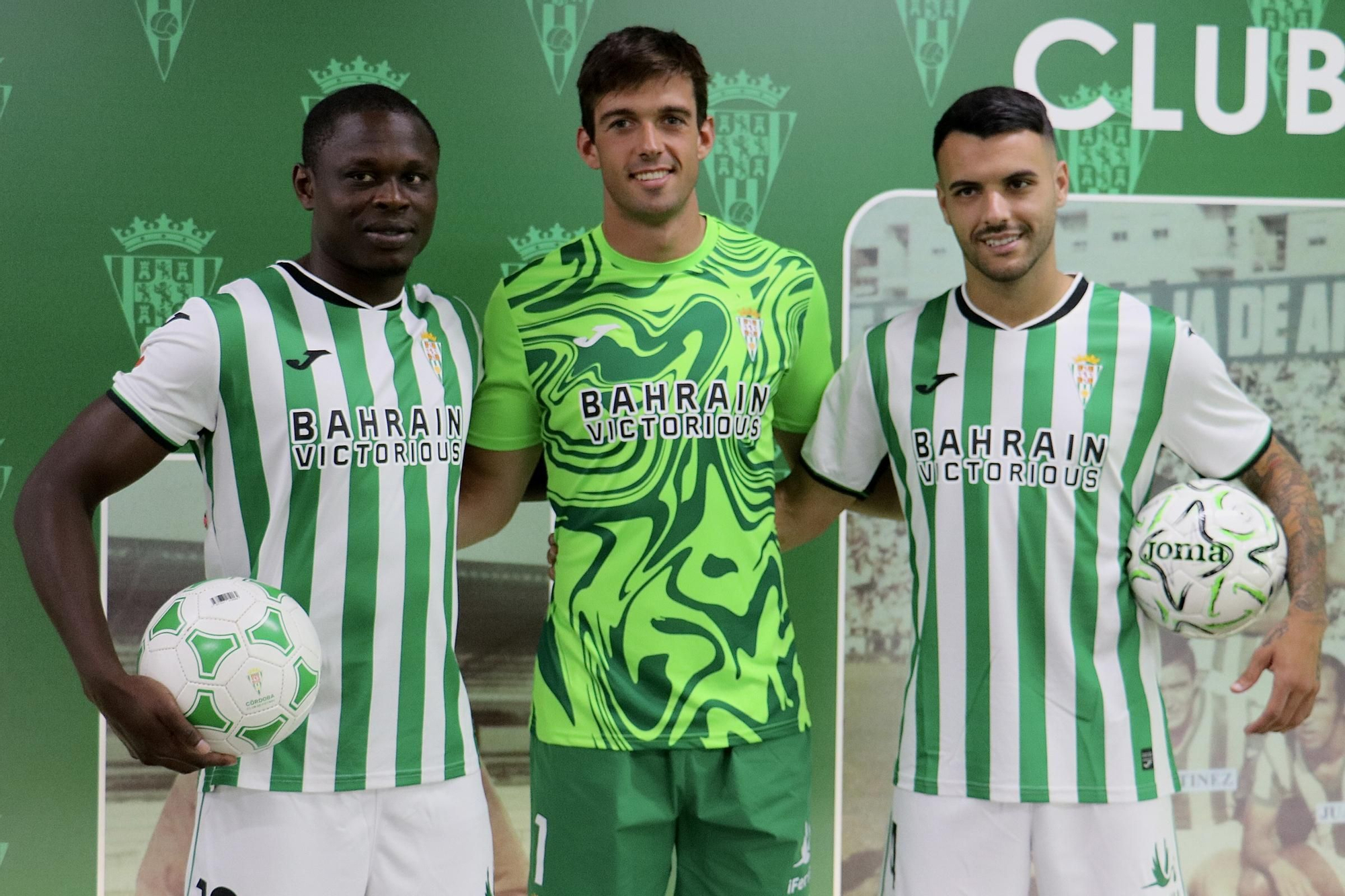 La presentación de Iker Álvarez, fomeyem y Álex Martín, en imágenes