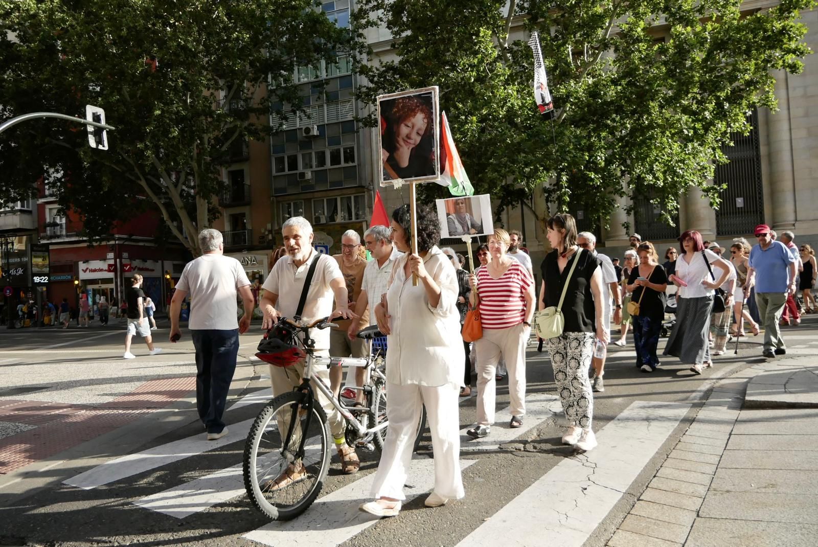 En imágenes | Manifestación en apoyo a Palestina en Zaragoza
