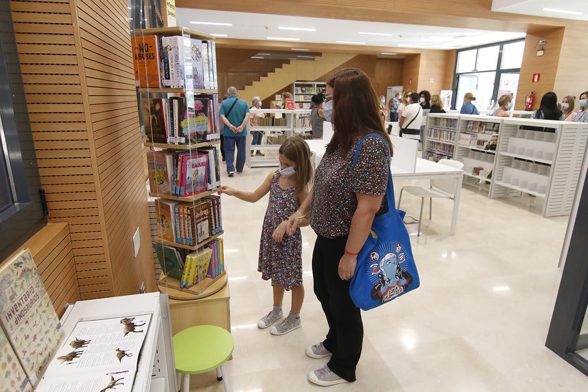 Los vecinos del distrito sur conocen la Biblioteca de la Normal