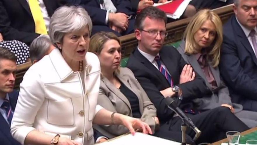 Theresa May comparece ante el Parlamento.