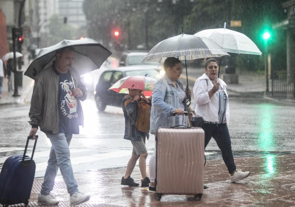 La lluvia irrumpe en Asturias tras la ola de calor