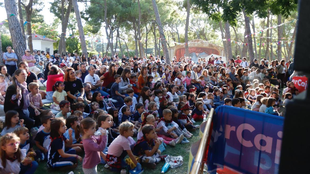 Los Titiriteros de Binéfar inauguran el Parque de Marionetas en el Parque Grande