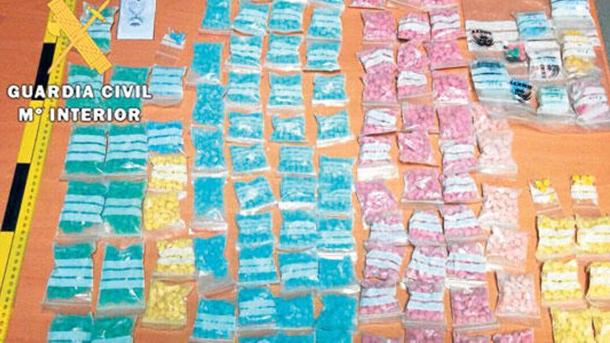 Detenidos dos británicos con más de 7.500 pastillas de éxtasis en Eivissa