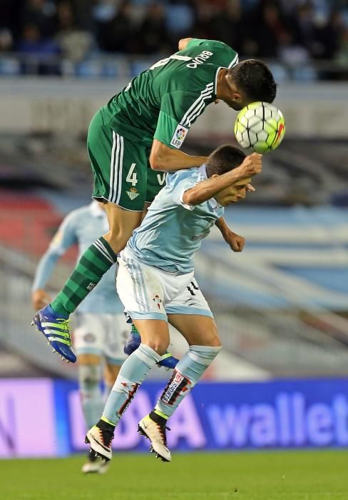 Un gol de Pablo Hernández le vale al Celta para firmar las tablas ante los verdiblancos, que se habían adelantado por medio de N''Diaye