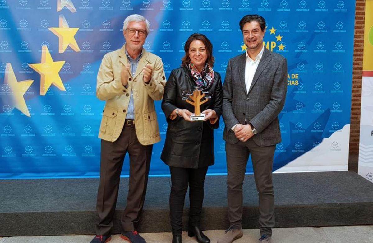 Ambrosio recoge en Madrid el galardón de finalista de la Red de Biodiversidad de la FEMP