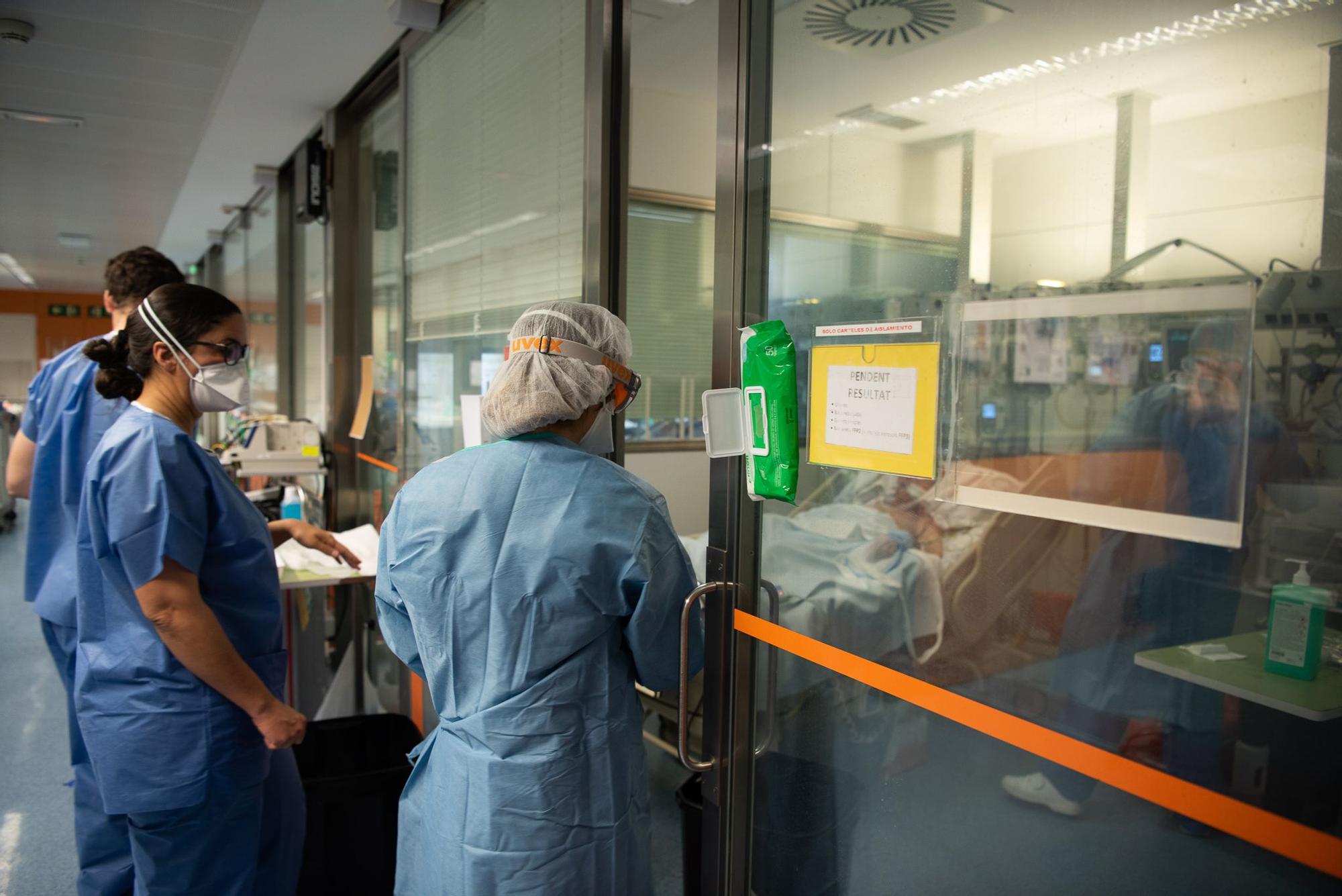 Sanitarios en un hospital durante la pandemia