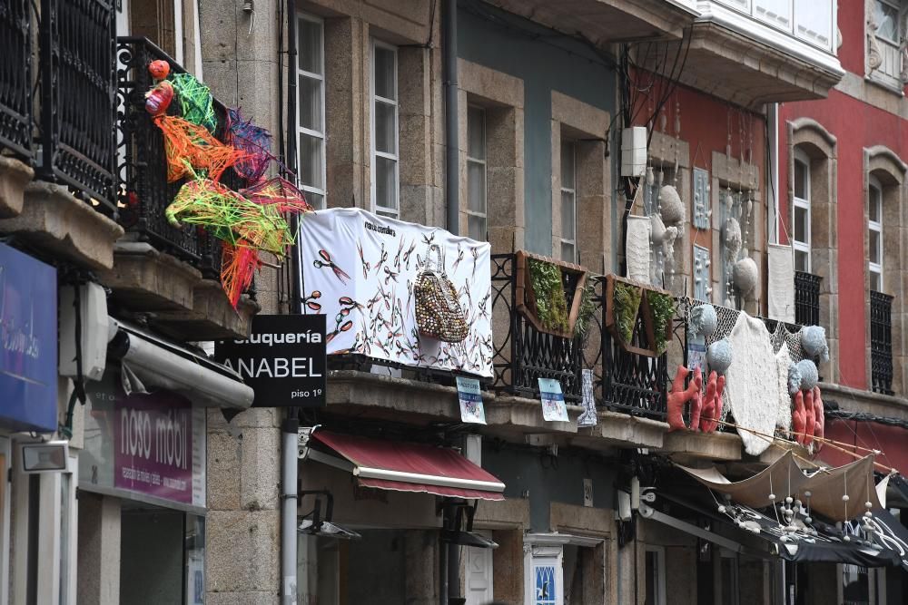 Arte en los balcones de Riego de Agua