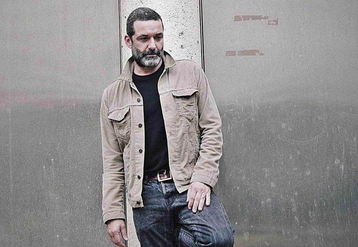 Jaime Anglada: "Nada supera la satisfacción de escribir una canción, me gusta más que tocar"