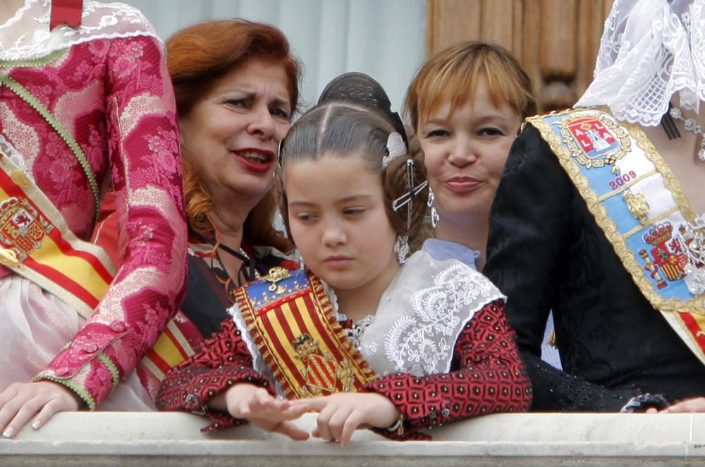 Junto a Leire Pajín en el balcón del Ayuntamiento