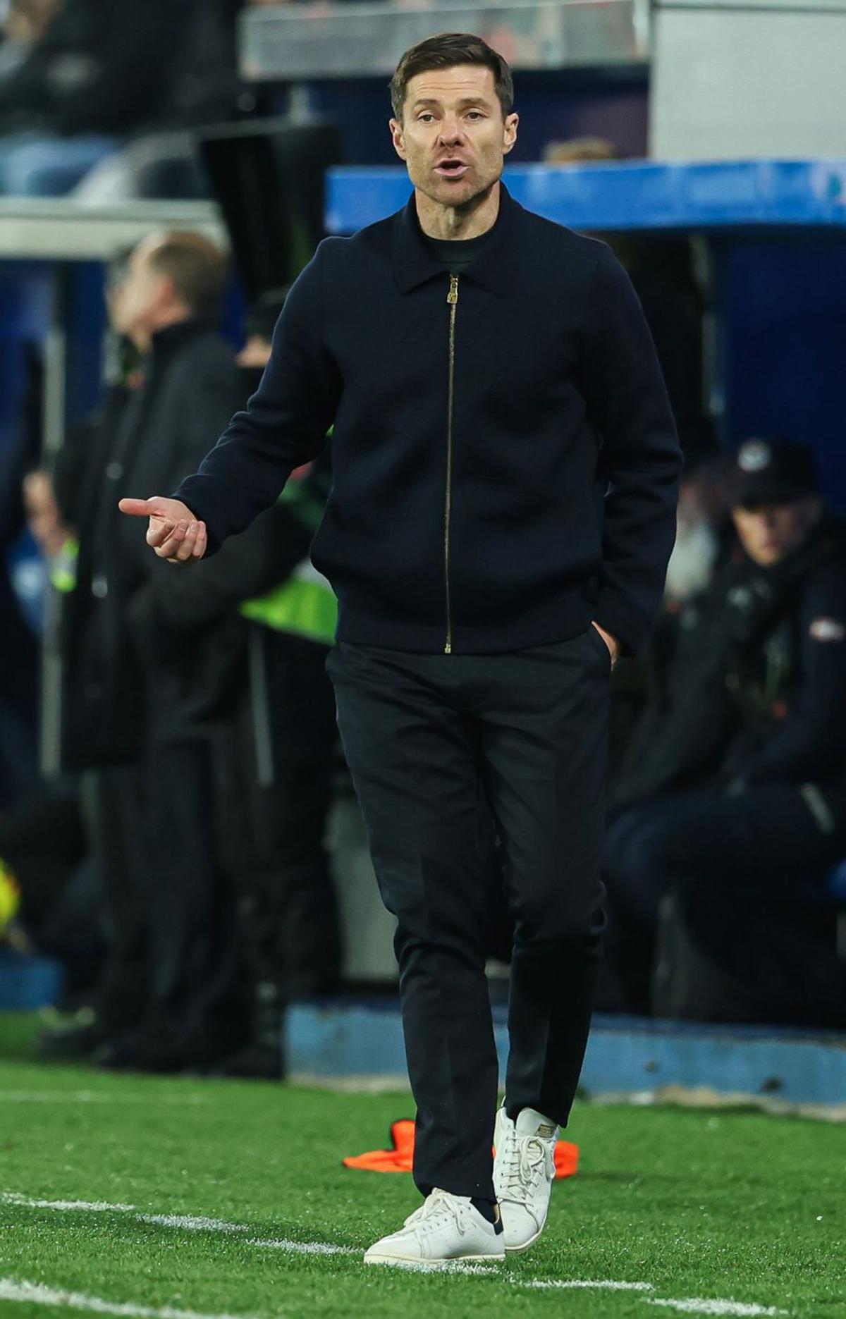 Florentino Pérez s’escuda en Xabi