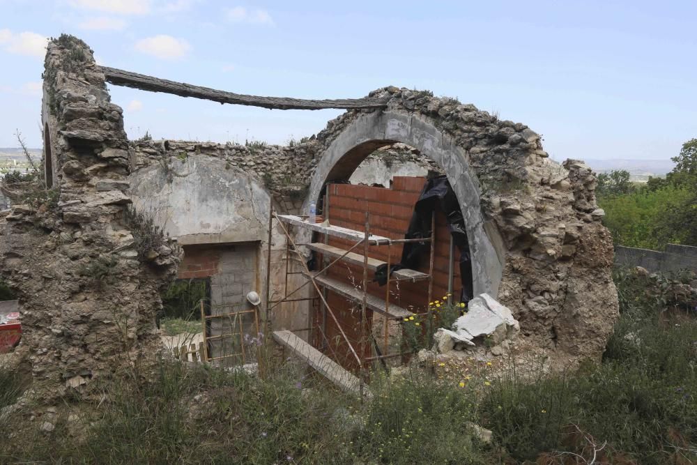 Obras de consolidación de los restos de la ermita de Sant Antoni de Xàtiva