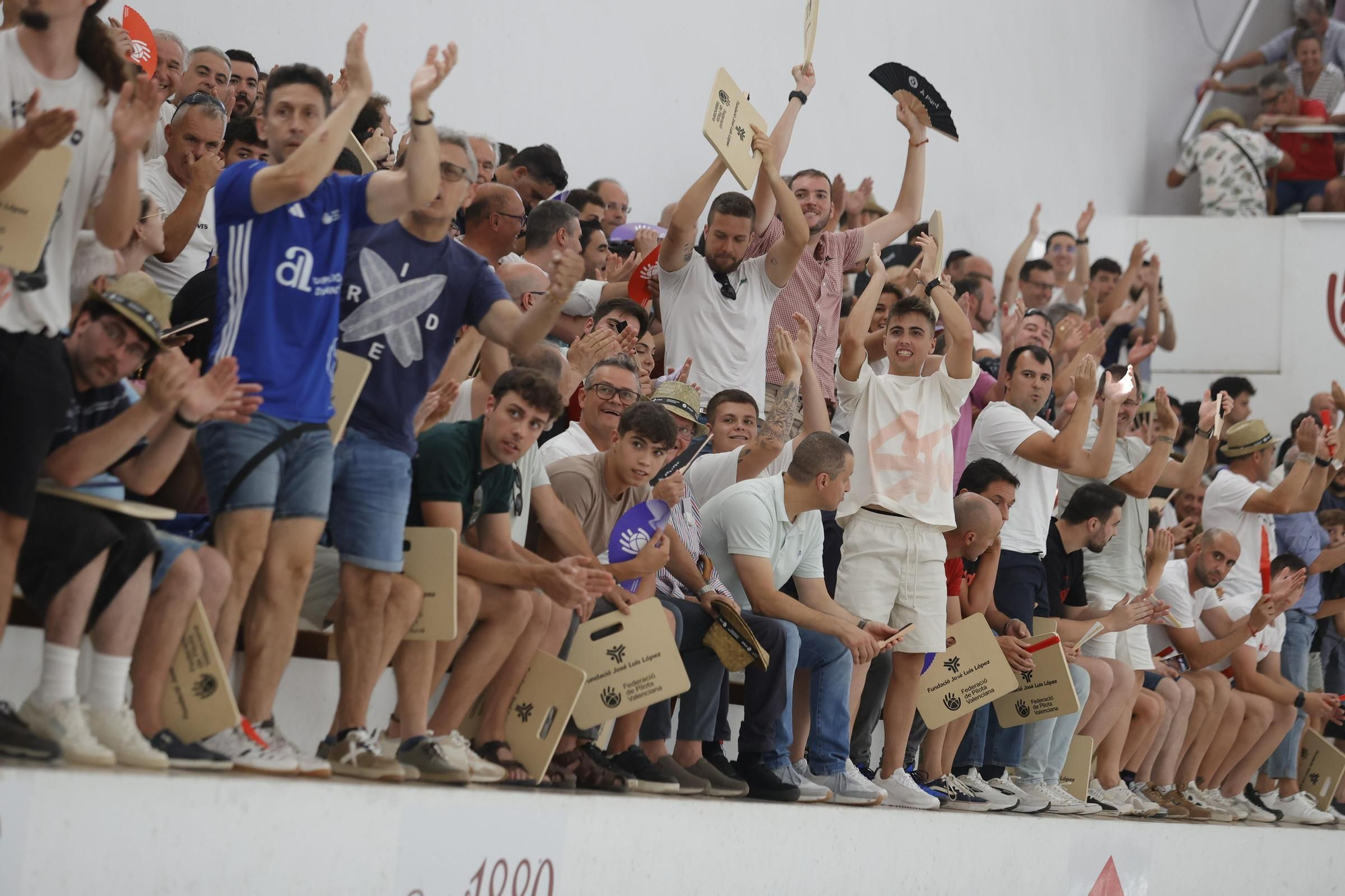 Todas las fotos de la final de escala i corda en Pelayo