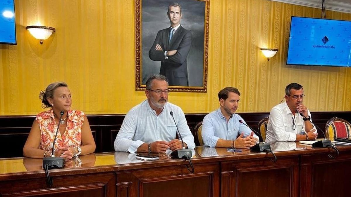 Rosario Lama, José Morales, Fernando Priego y Antonio Pérez, en la presentación del plan especial.