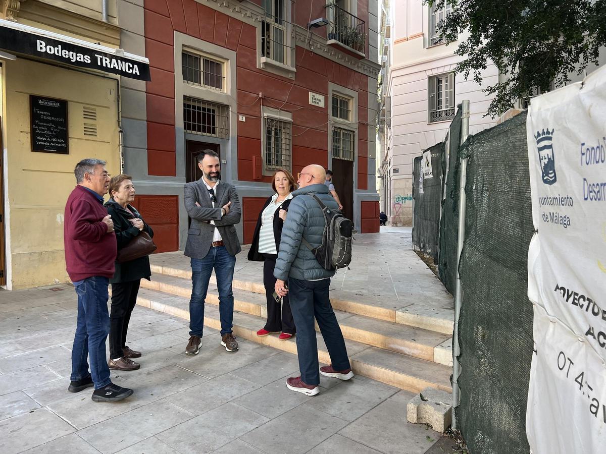 Foto de archivo del grupo socialista en la plaza San Pedro Alcántara.